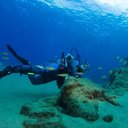 Casas Piedras * Tías
